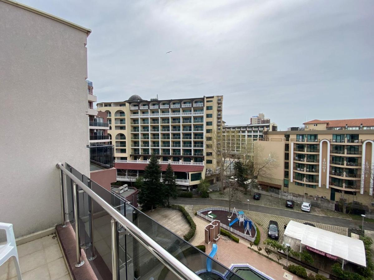 Admiral Plaza C 53 Private Cozy Studio Pantai Sunny Bagian luar foto