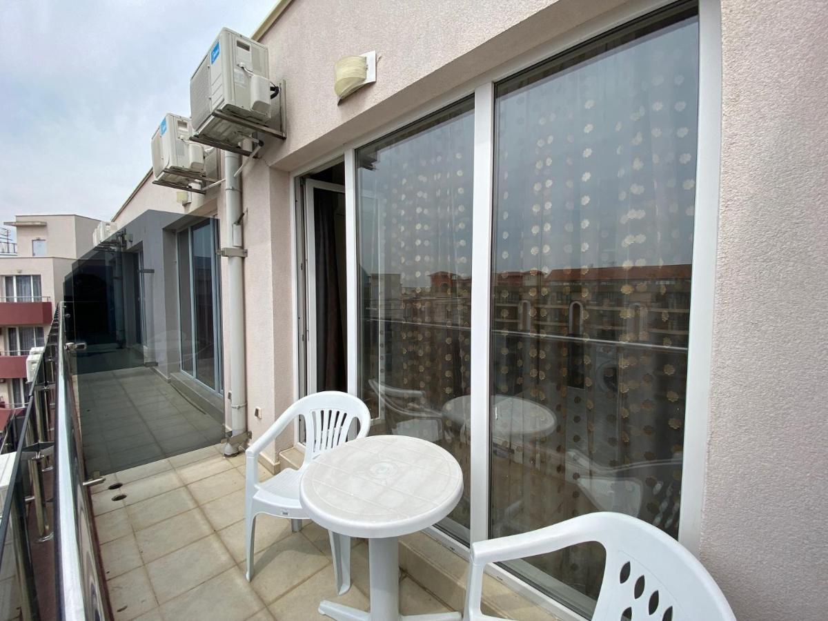 Admiral Plaza C 53 Private Cozy Studio Pantai Sunny Bagian luar foto