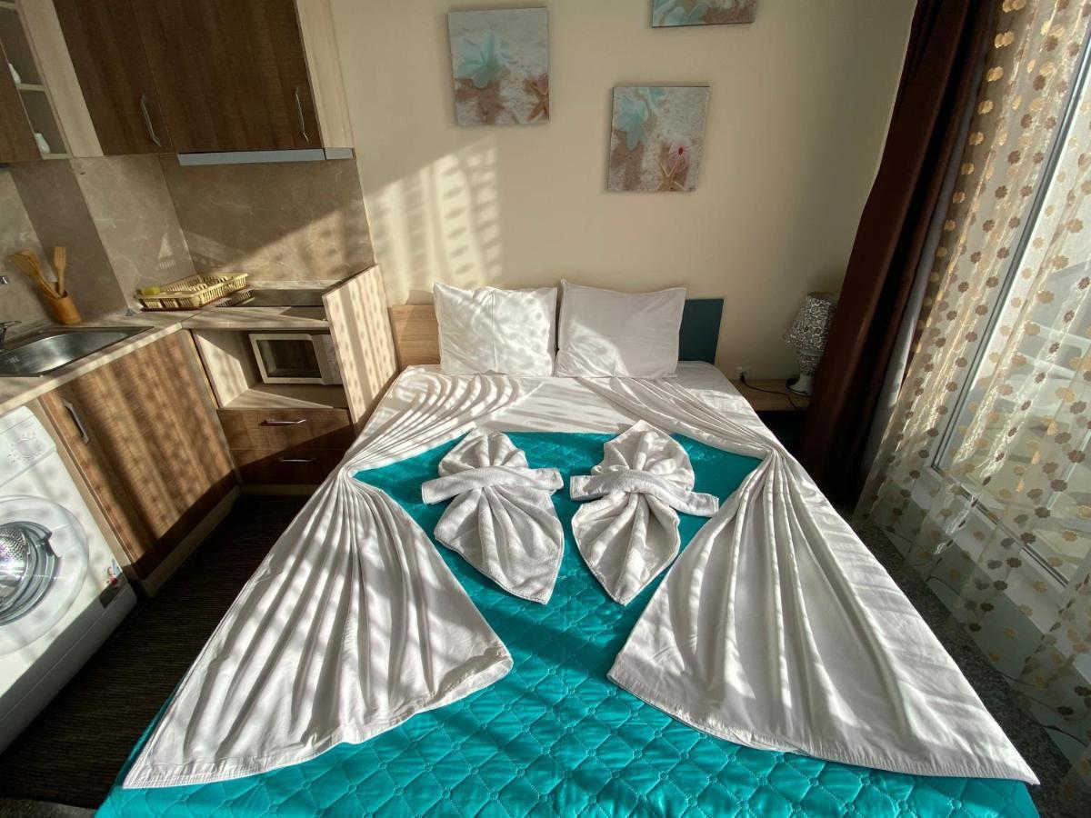 Admiral Plaza C 53 Private Cozy Studio Pantai Sunny Bagian luar foto