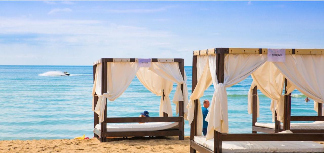 Admiral Plaza C 53 Private Cozy Studio Pantai Sunny Bagian luar foto