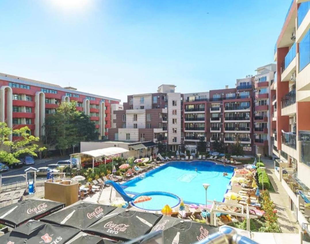 Admiral Plaza C 53 Private Cozy Studio Pantai Sunny Bagian luar foto